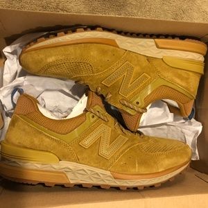 New Balance 574 - Brown - 9